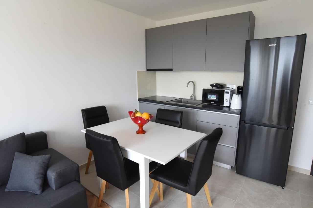 Ferienwohnung Cosy And Comfortable.Centrally Located And Still Quiet Rijeka Exterior foto