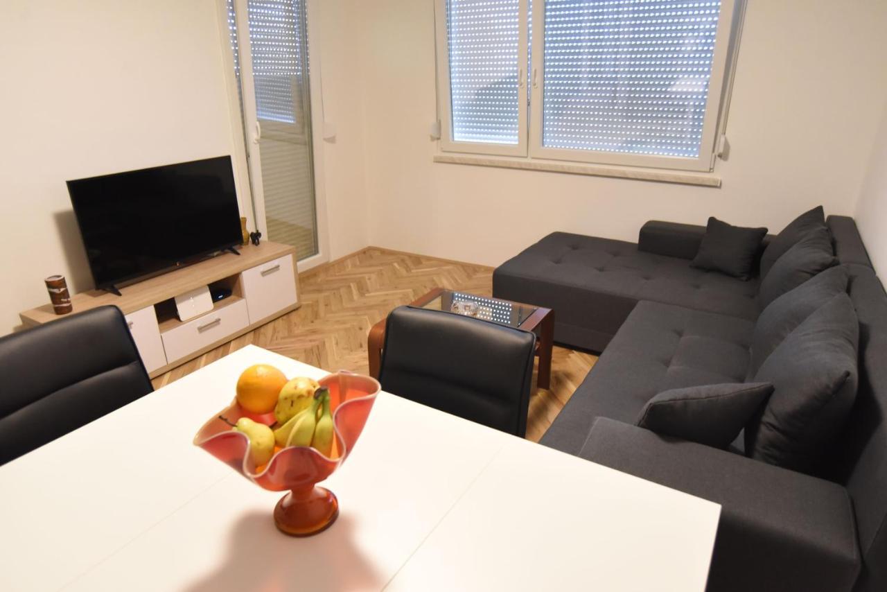 Ferienwohnung Cosy And Comfortable.Centrally Located And Still Quiet Rijeka Exterior foto